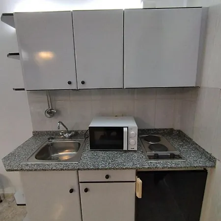 Blanco Y Negro 3* A Guarda