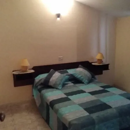 Blanco Y Negro Apartmanhotel 3*