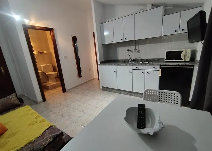 Apart-hotel Blanco Y Negro A Guarda